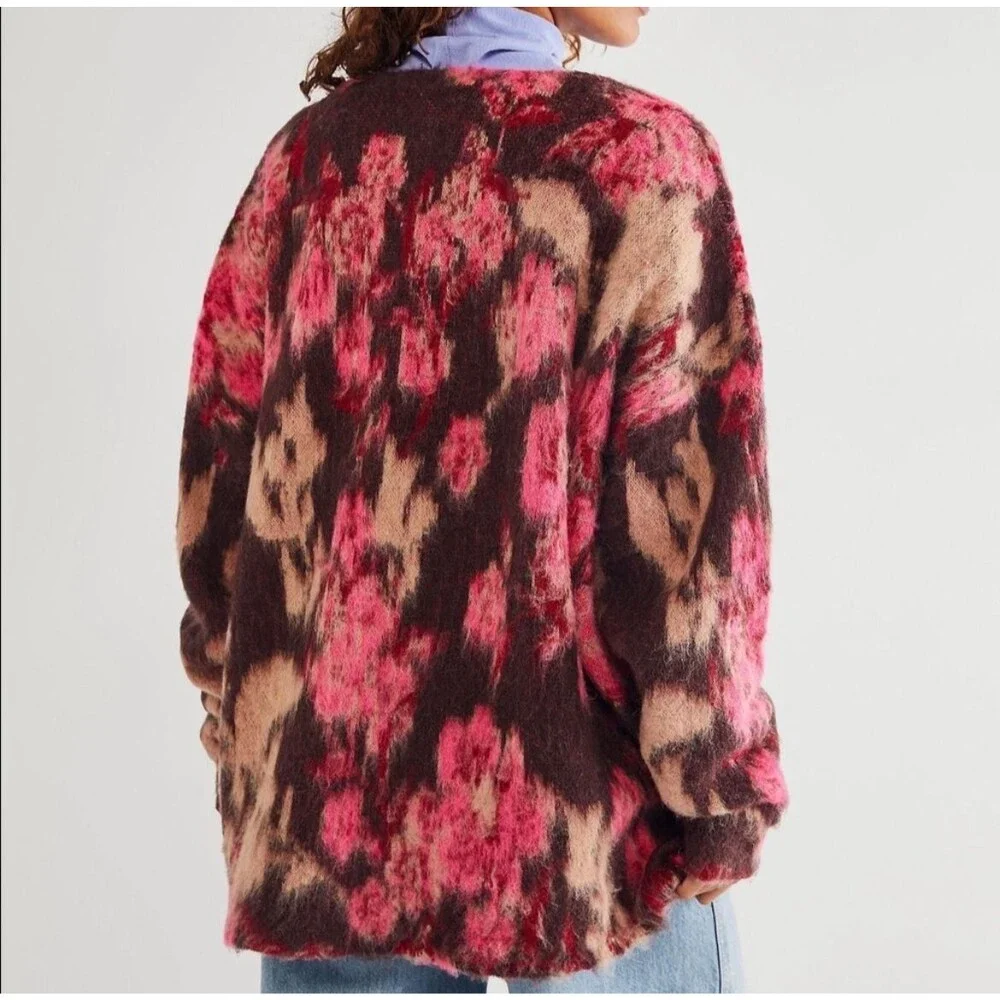 Free People Primrose Floral V-Neck Oversize Tunic Sweater Size Small